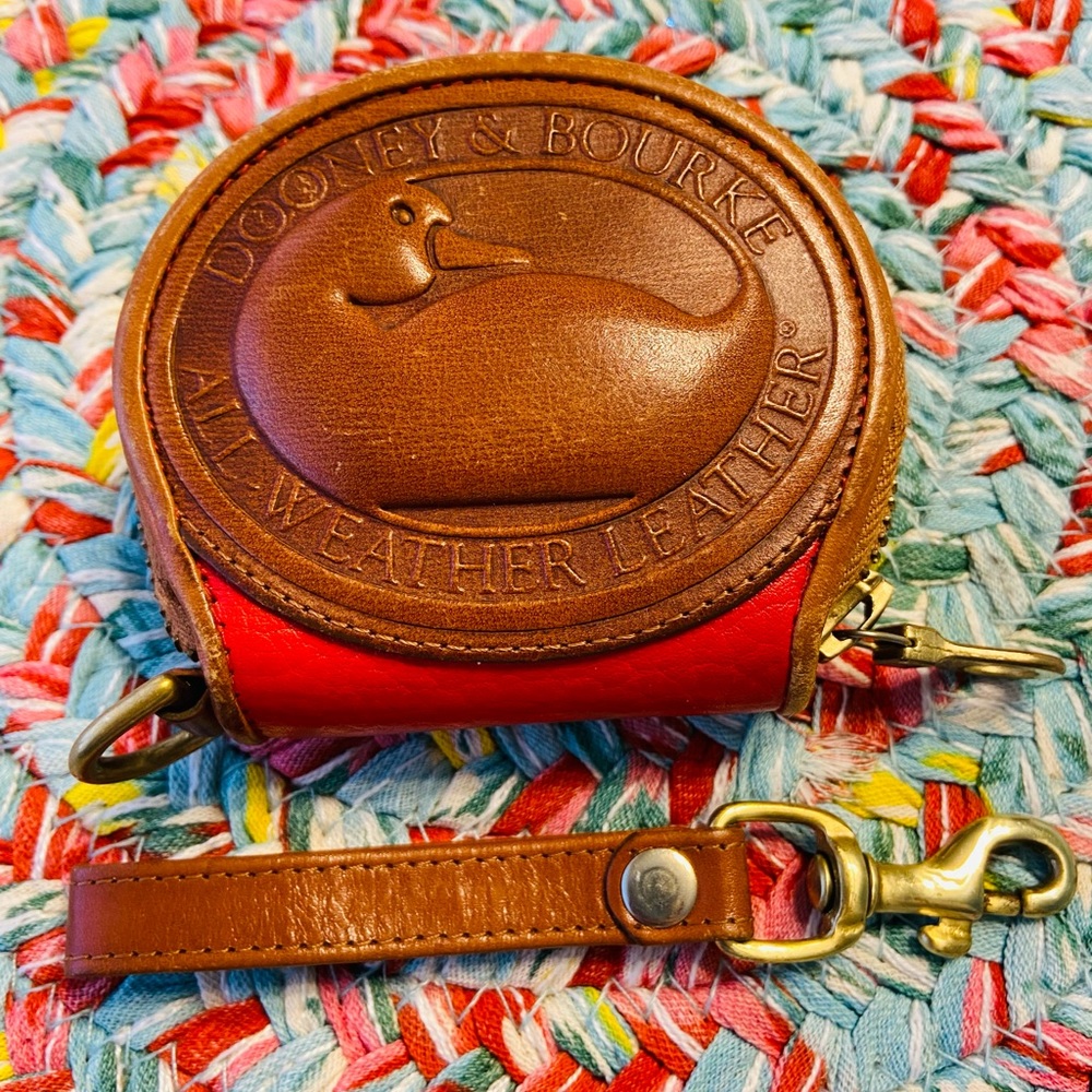 Rare Dooney and Bourke Red Coin Purse 🦆